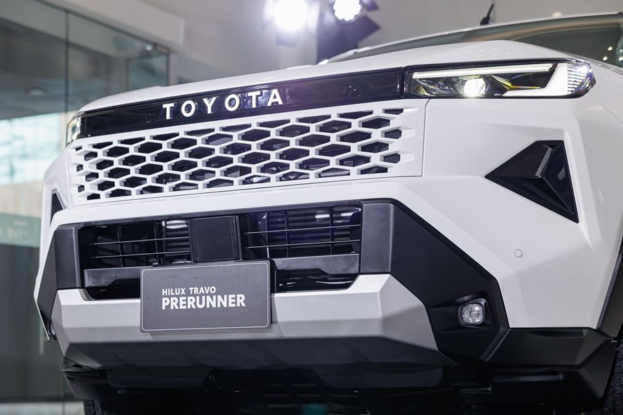 Toyota Hilux Travo Double Cab Prerunner 2.8 Premium AT โตโยต้า ไฮลักซ์ ทราโว ปี 2025 : ภาพที่ 3