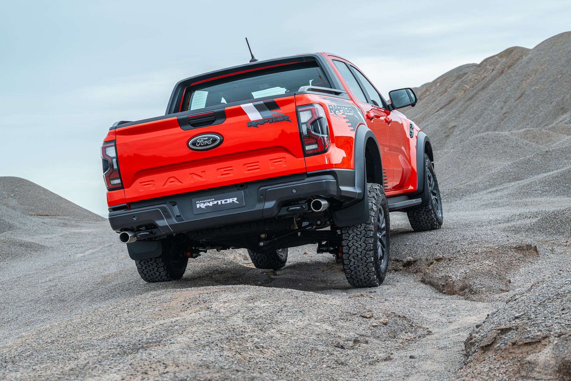 Ford Ranger Double Cab Extra Pack 3.0L V6 EcoBoost Raptor 4X4 10AT ฟอร์ด เรนเจอร์ ปี 2025 : ภาพที่ 13