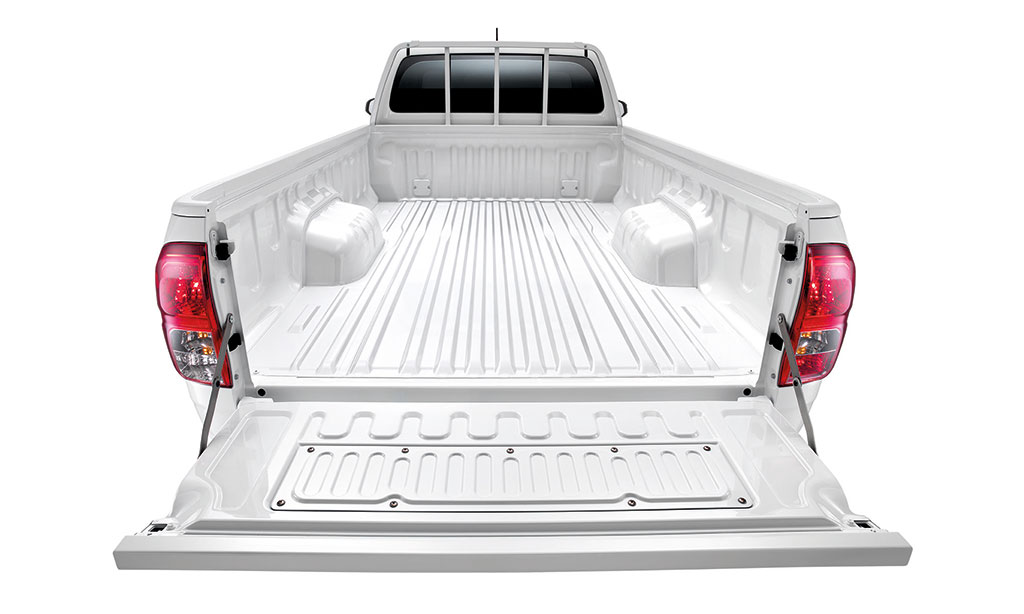 Toyota Revo Standard Cab 4X4 2.8J โตโยต้า รีโว่ ปี 2017 : ภาพที่ 2