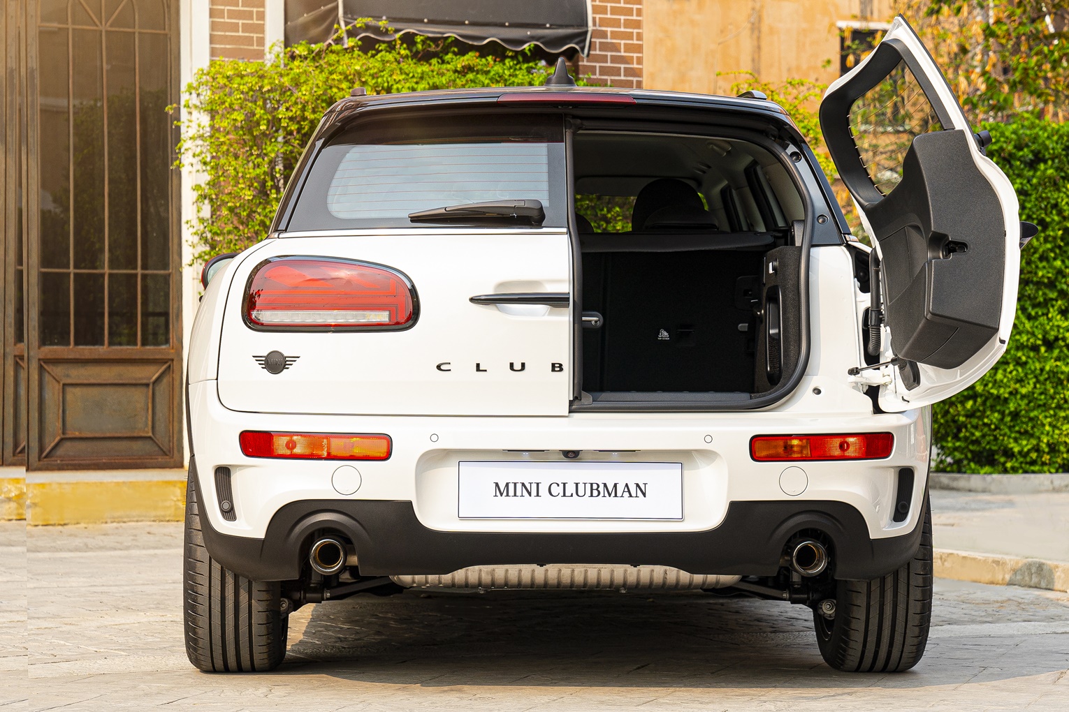 Mini Clubman Cooper S Multitone Red มินิ คลับแมน ปี 2023 : ภาพที่ 3