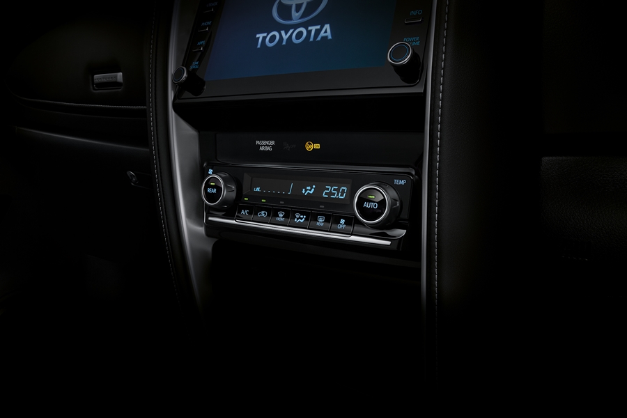 Toyota Fortuner 2.4V 4WD AT MY2021 โตโยต้า ฟอร์จูนเนอร์ ปี 2021 : ภาพที่ 4