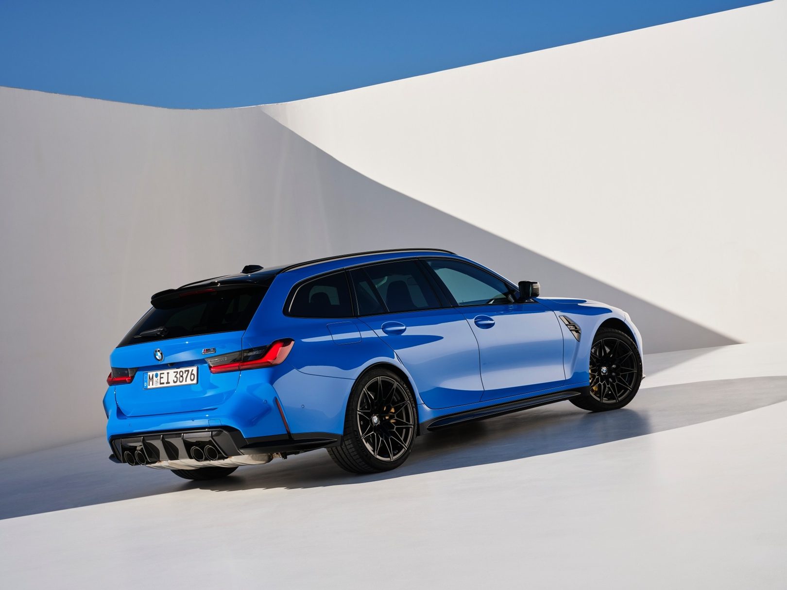 BMW M3 Competition M xDrive Touring Ceramic Brake บีเอ็มดับเบิลยู เอ็ม3 ปี 2025 : ภาพที่ 5