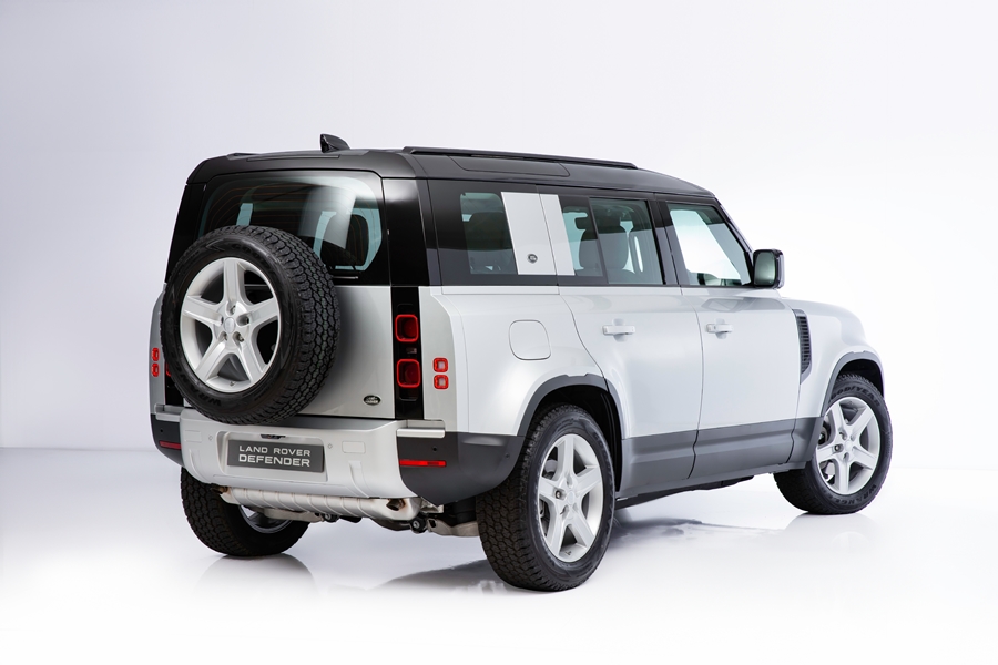 Land Rover Defender 110 2.0 Diesel 2.0 S Ingenium แลนด์โรเวอร์ ดิเฟนเดอร์ ปี 2020 : ภาพที่ 3