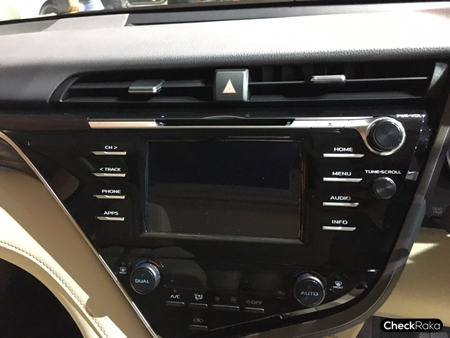 Toyota Camry 2.5 G MY2019 โตโยต้า คัมรี่ ปี 2019 : ภาพที่ 8