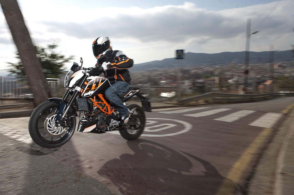 KTM 390 Standard เคทีเอ็ม ปี 2013 : ภาพที่ 4