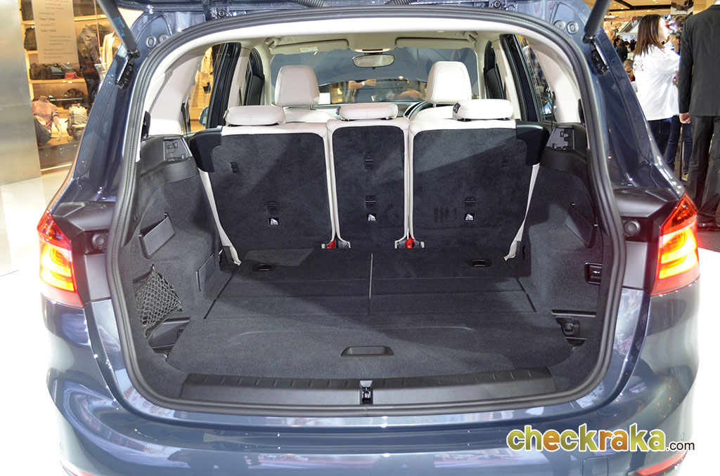 BMW Series 2 218i Gran Tourer Luxury บีเอ็มดับเบิลยู ซีรีส์ 2 ปี 2015 : ภาพที่ 17