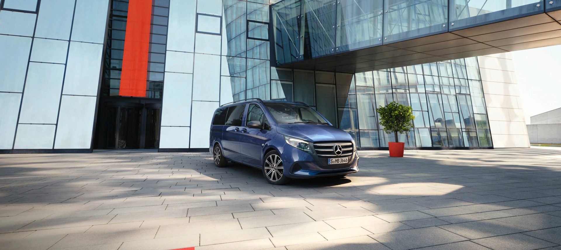 Mercedes-benz Vito 119 CDI Tourer Pro เมอร์เซเดส-เบนซ์ วีโต้ ปี 2024 : ภาพที่ 3