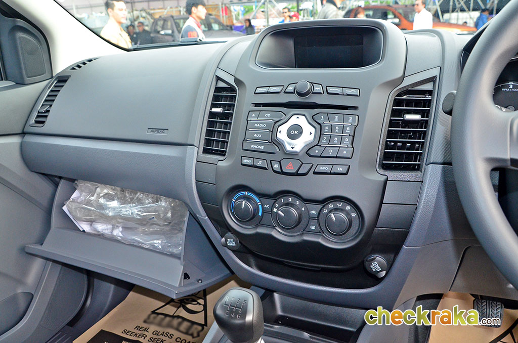 Ford Ranger Open Cab 2.2L XLT HP 4x2 Hi-Rider ฟอร์ด เรนเจอร์ ปี 2017 : ภาพที่ 8
