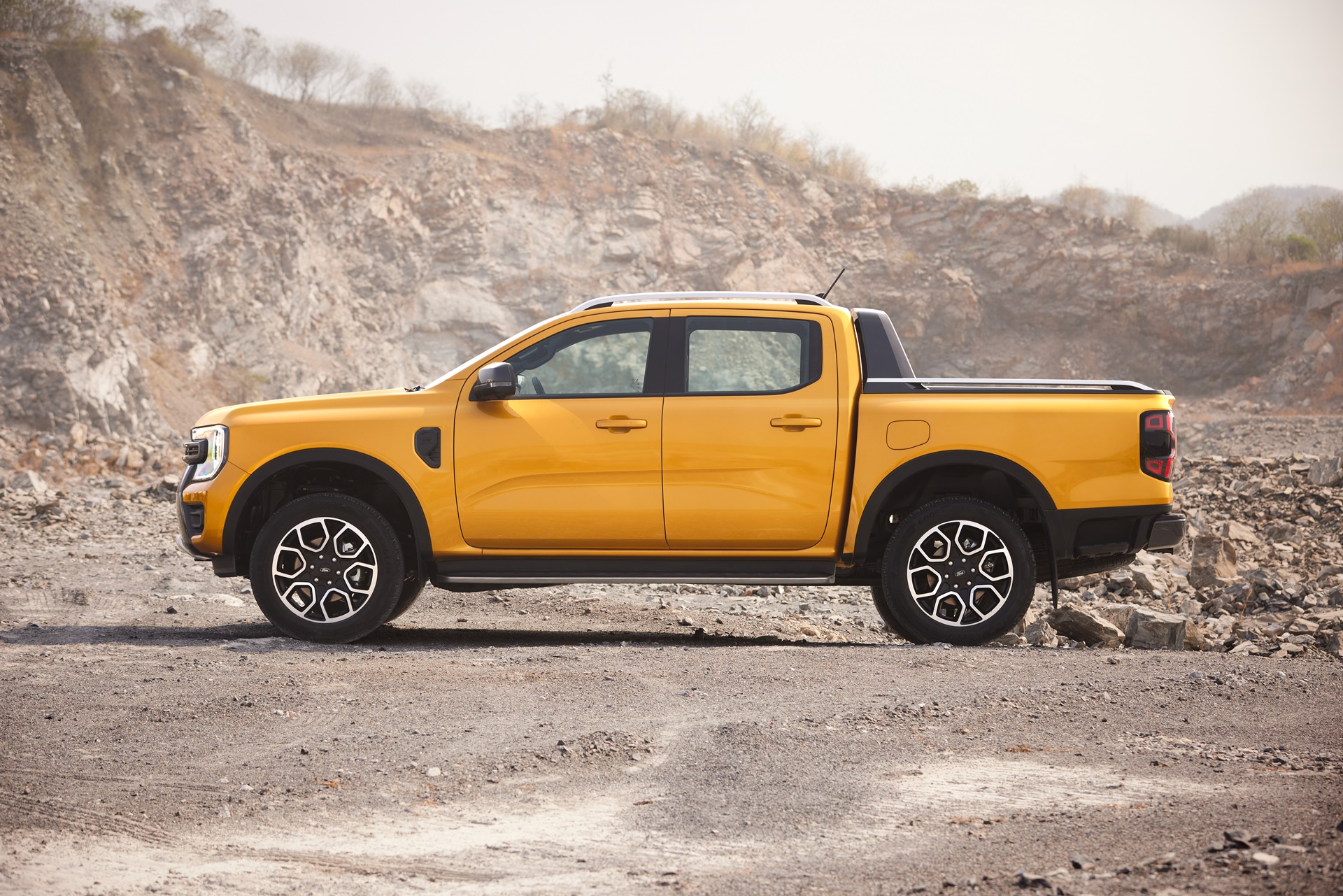 Ford Ranger Double Cab Wildtrak-X 3.0L Turbo 4X4 10AT ฟอร์ด เรนเจอร์ ปี 2026 : ภาพที่ 3