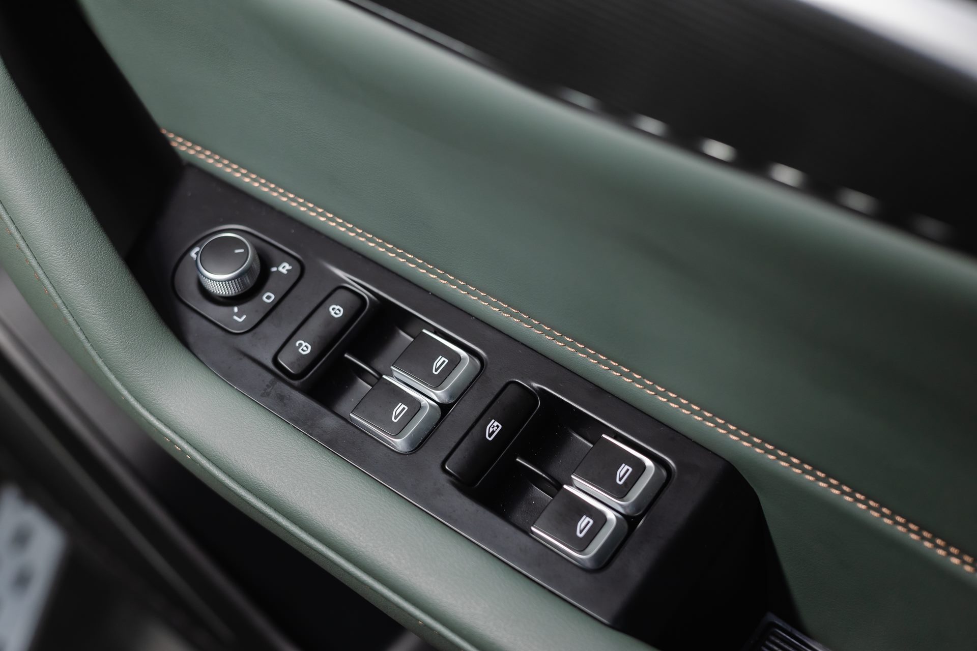 Riddara RD6 4WD 86 kWh Sunroof ริดดารา ปี 2025 : ภาพที่ 12