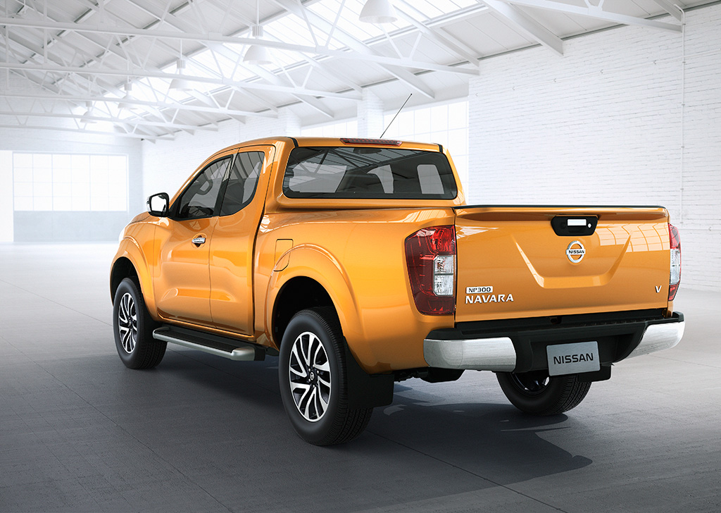 Nissan Navara NP300 King Cab Calibre S 6MT นิสสัน นาวาร่า ปี 2014 : ภาพที่ 3