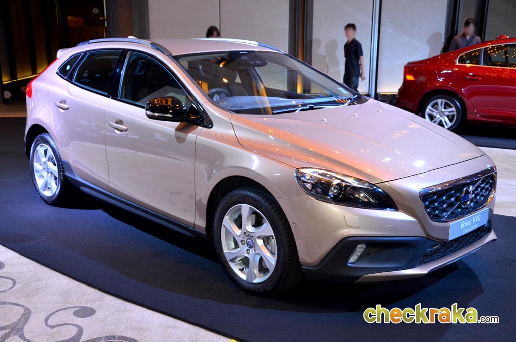 Volvo V40 T5 Cross Country วอลโว่ วี40 ปี 2013 : ภาพที่ 12