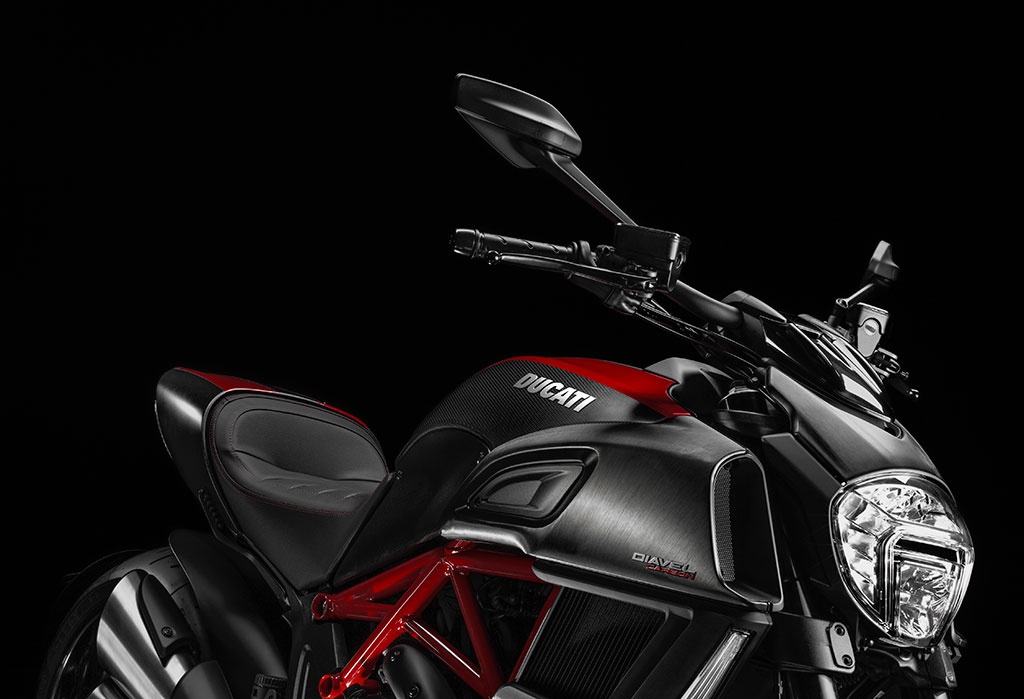 Ducati Diavel Carbon ดูคาติ เดียแวล ปี 2014 : ภาพที่ 4