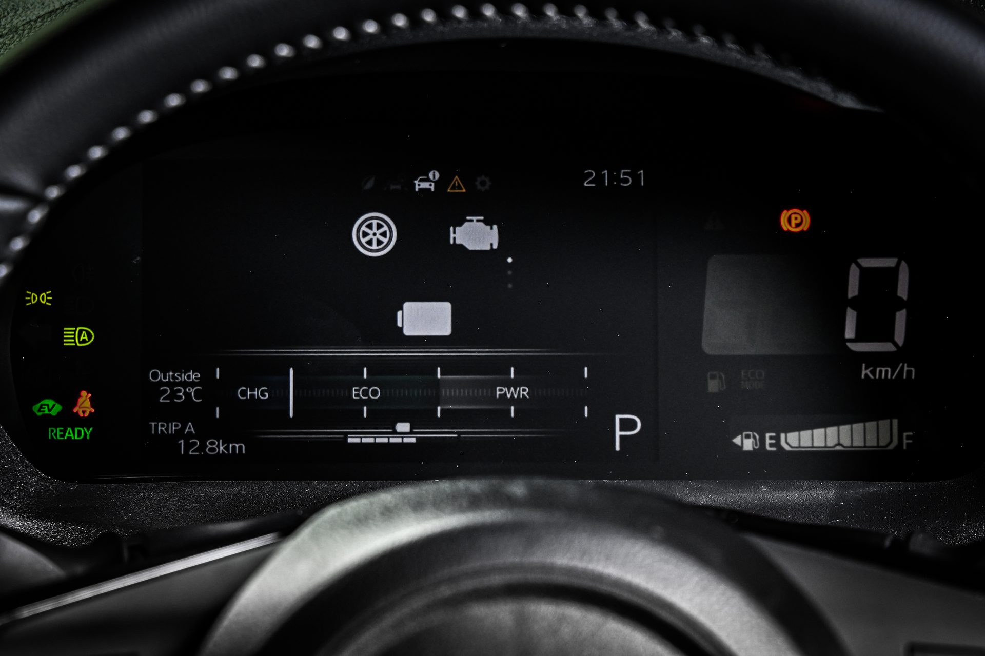 Toyota Yaris ATIV HEV GR Sport โตโยต้า ยาริส ปี 2025 : ภาพที่ 19