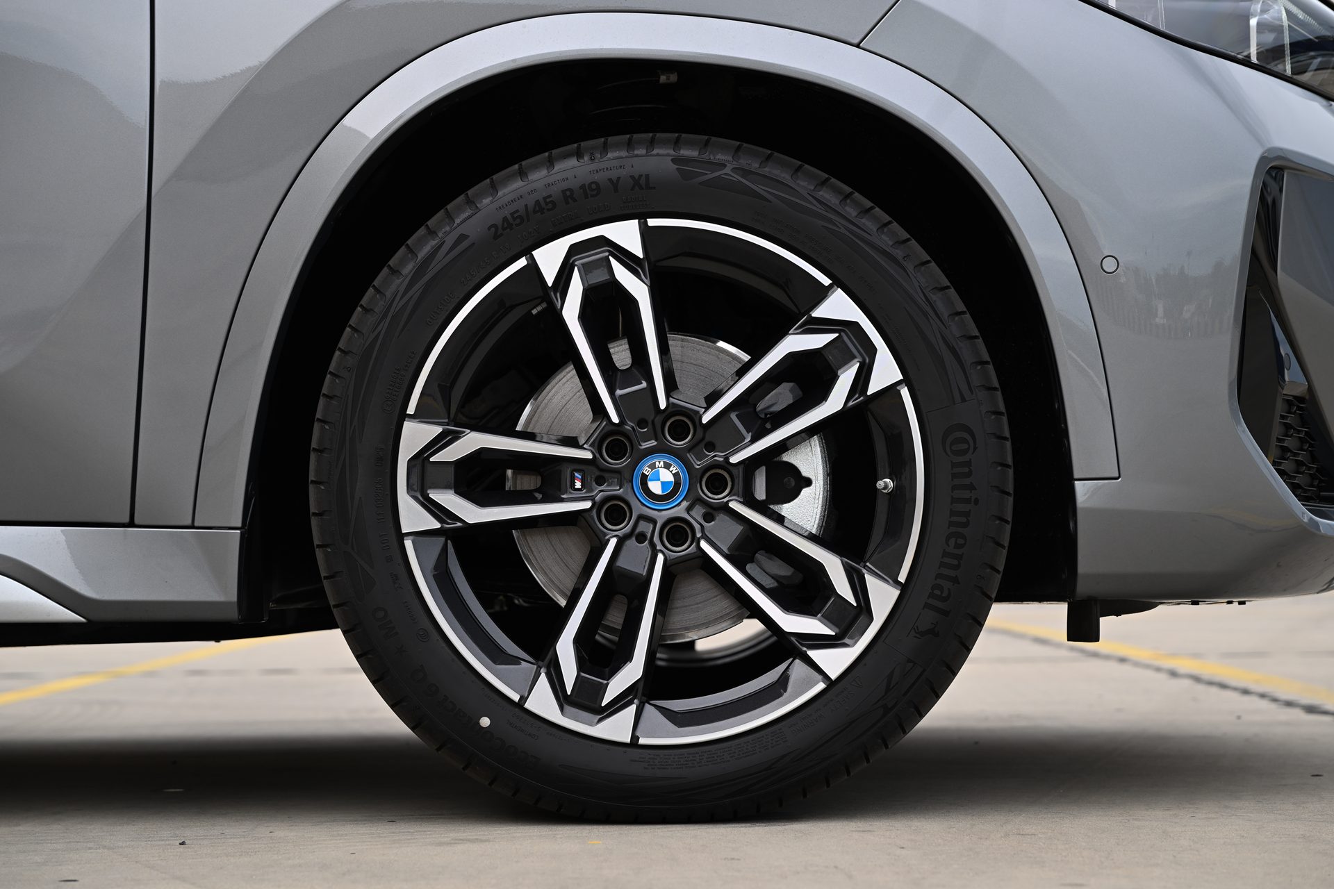 BMW i X1 eDrive20L M Sport บีเอ็มดับเบิลยู ปี 2025 : ภาพที่ 6