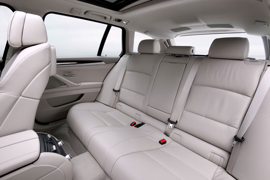 BMW Series 5 520d Touring Sport บีเอ็มดับเบิลยู ซีรีส์5 ปี 2011 : ภาพที่ 12