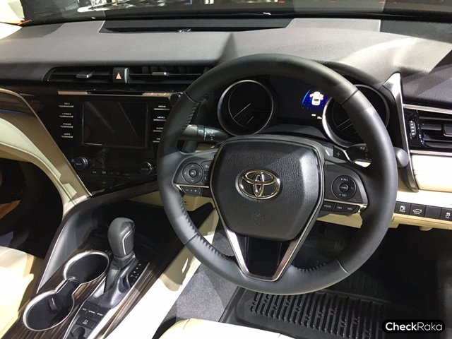 Toyota Camry 2.5 G MY2019 โตโยต้า คัมรี่ ปี 2019 : ภาพที่ 6