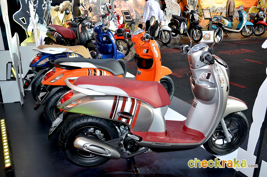 Honda Scoopy i Club 12 ฮอนด้า สกู้ปปี้ไอ ปี 2014 : ภาพที่ 15