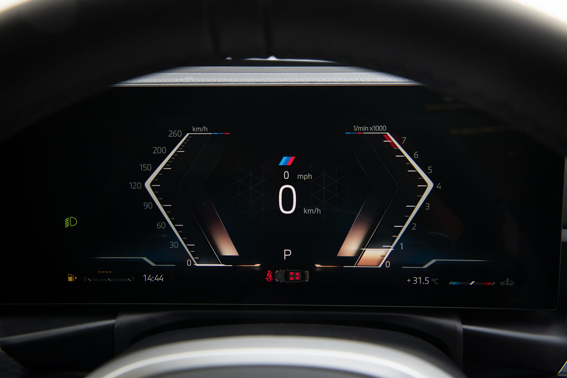 BMW Series 4 430i Convertible M Sport บีเอ็มดับเบิลยู ซีรีส์ 4 ปี 2025 : ภาพที่ 9