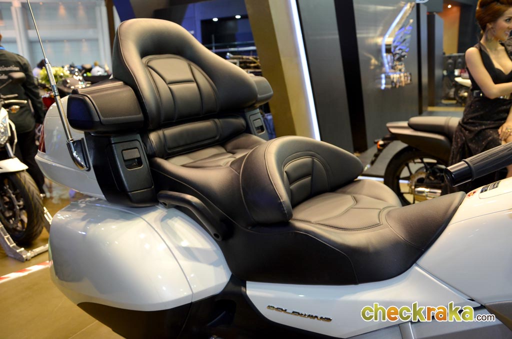 Honda Goldwing GL 1800F ฮอนด้า โกล์ดวิง ปี 2014 : ภาพที่ 15