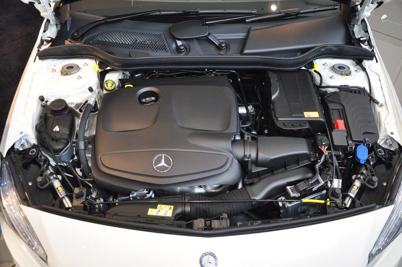 Mercedes-benz A-Class A 250 AMG Sport เมอร์เซเดส-เบนซ์ เอ-คลาส ปี 2012 : ภาพที่ 6