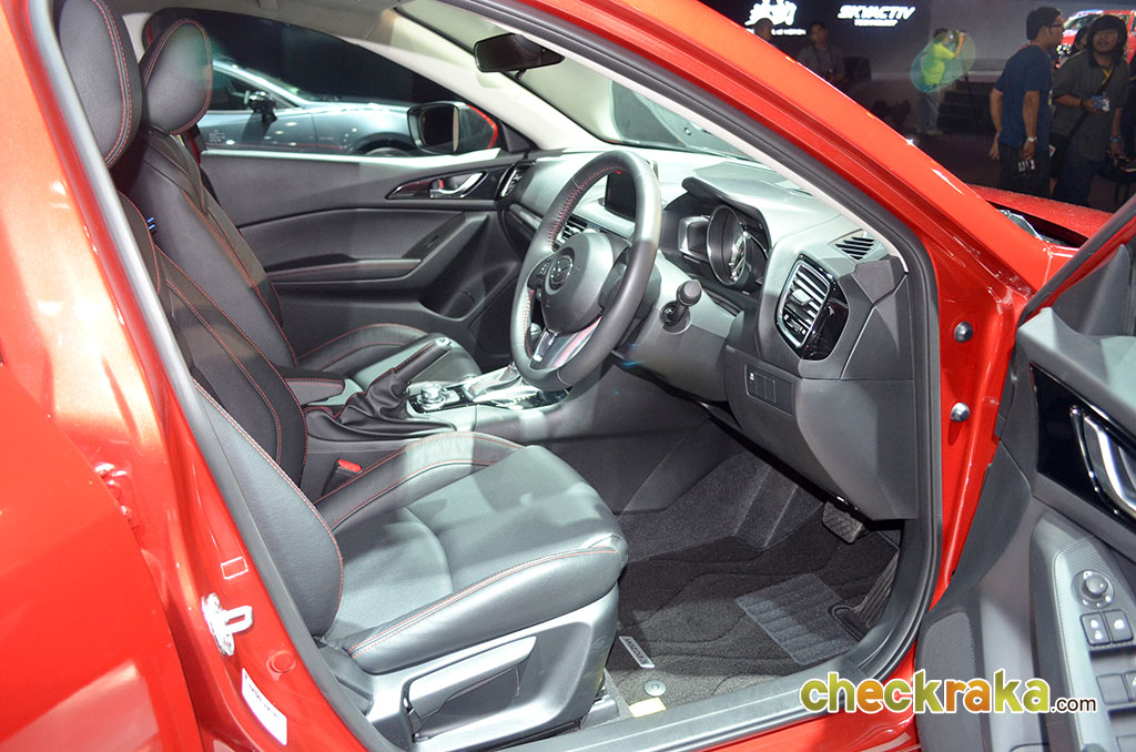 Mazda 3 2.0 Sports Hatchback S มาสด้า ปี 2014 : ภาพที่ 14