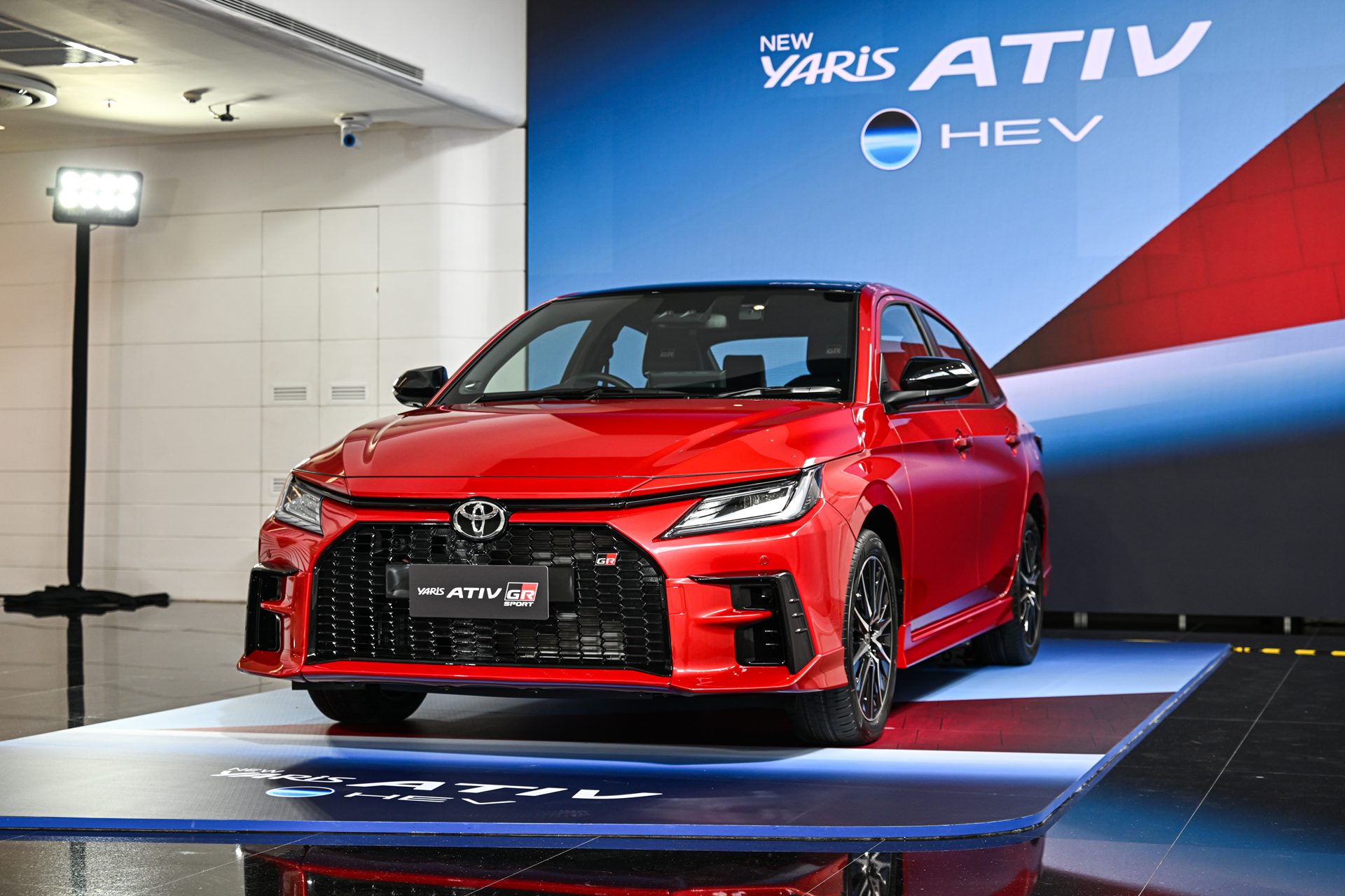 Toyota Yaris ATIV HEV GR Sport โตโยต้า ยาริส ปี 2025 : ภาพที่ 1