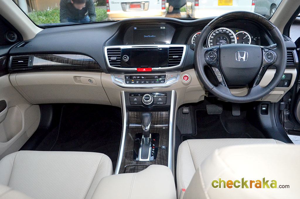 Honda Accord 2.4 EL NAVI ฮอนด้า แอคคอร์ด ปี 2013 : ภาพที่ 15