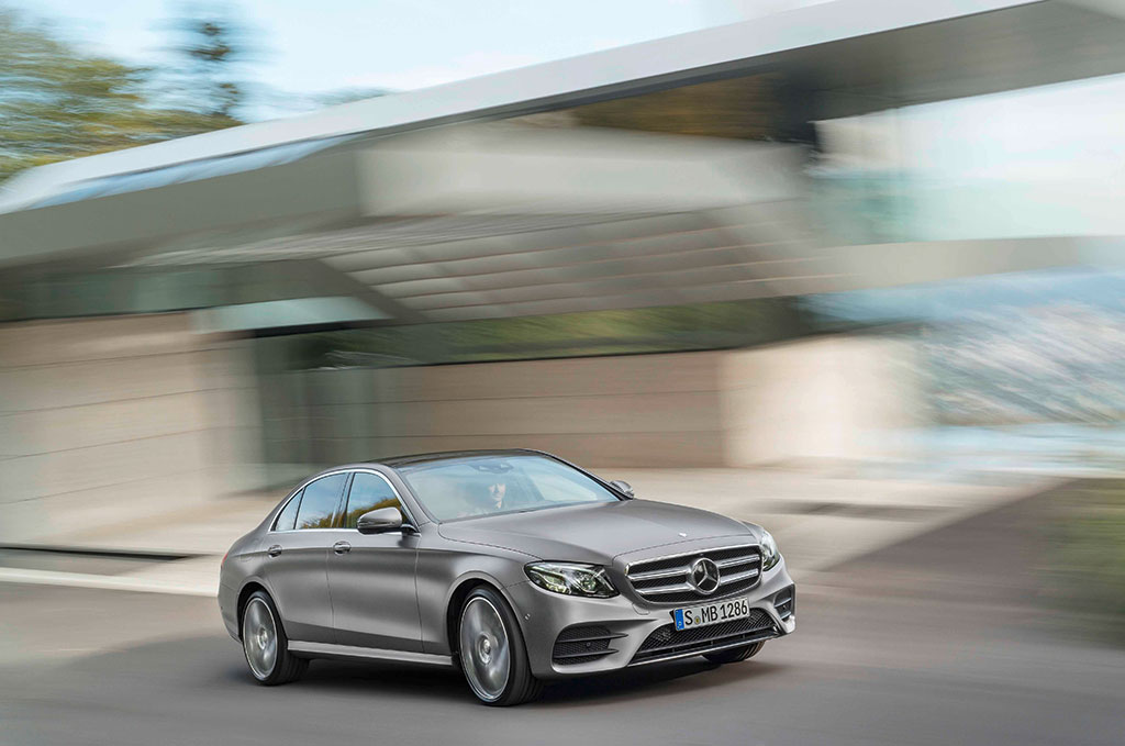 Mercedes-benz E-Class E 220 D AMG Dynamic เมอร์เซเดส-เบนซ์ อี-คลาส ปี 2016 : ภาพที่ 1