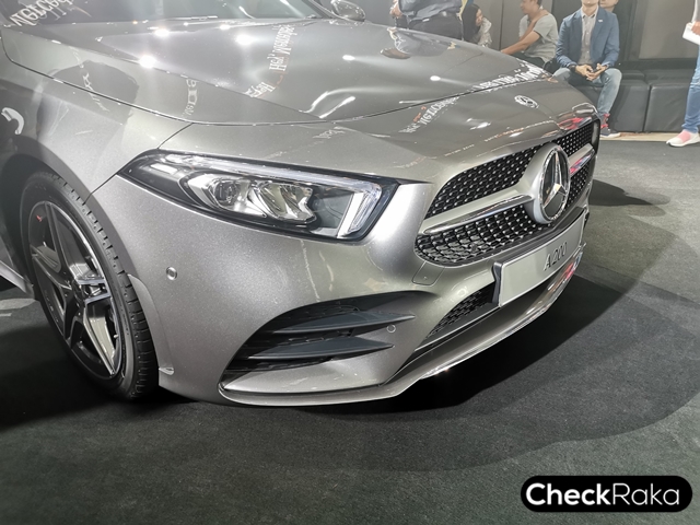 Mercedes-benz A-Class A200 AMG Dynamic เมอร์เซเดส-เบนซ์ เอ-คลาส ปี 2019 : ภาพที่ 8