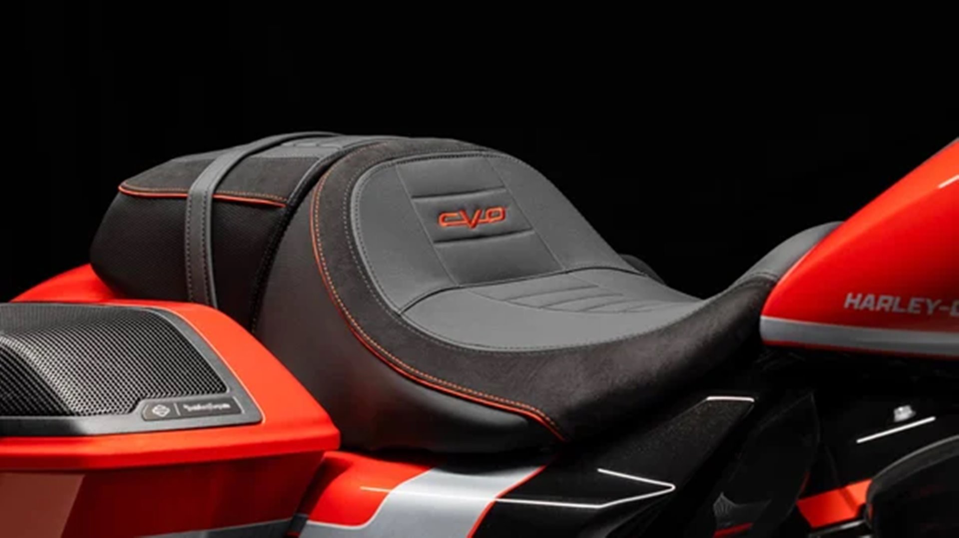 Harley-Davidson CVO Street Glide ฮาร์ลีย์-เดวิดสัน ปี 2024 : ภาพที่ 9