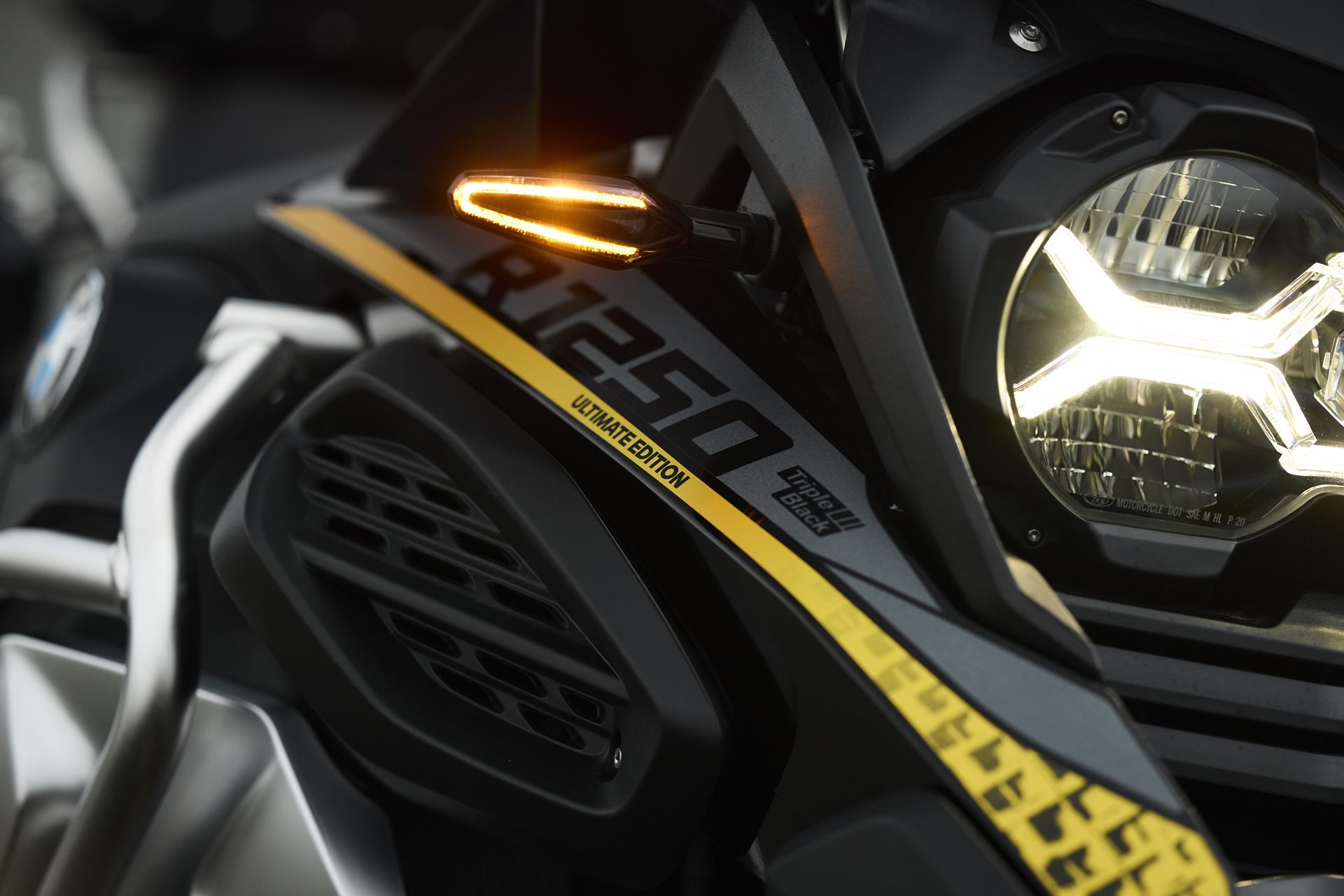 BMW R 1250 GS Adventure (Ultimate Edition) บีเอ็มดับเบิลยู อาร์ ปี 2024 : ภาพที่ 12