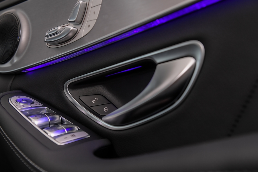 Mercedes-benz C-Class C 300 e Avantgarde เมอร์เซเดส-เบนซ์ ซี-คลาส ปี 2020 : ภาพที่ 10