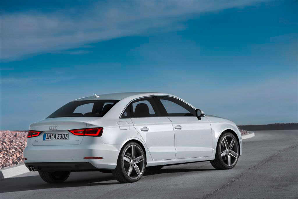 Audi A3 Limousine 1.4 TFSI อาวดี้ เอ 3 ปี 2014 : ภาพที่ 4