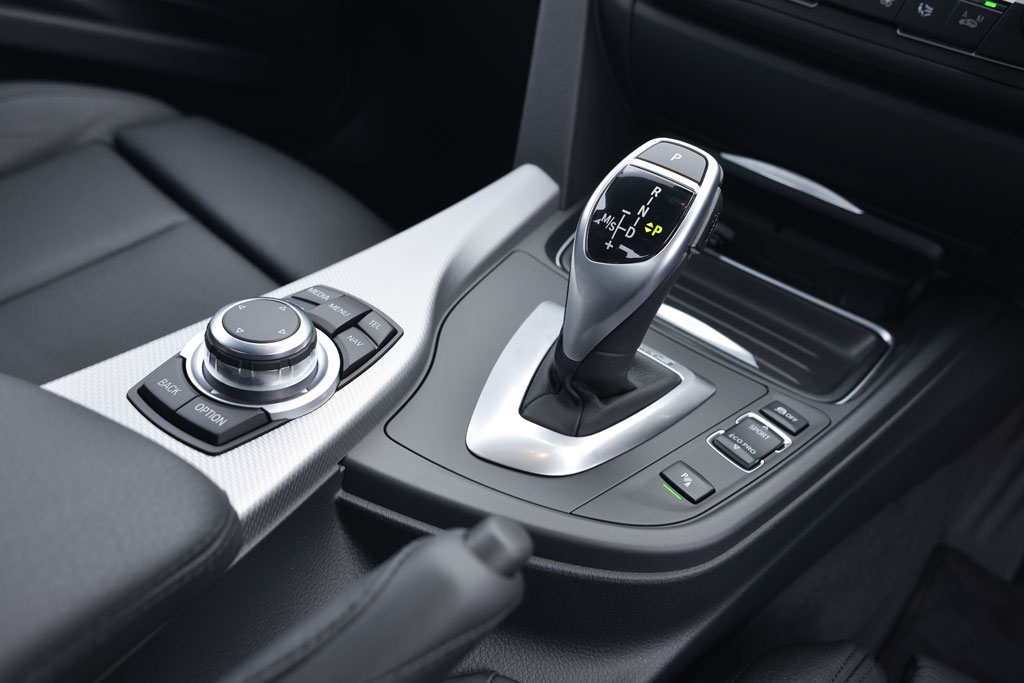 BMW Series 3 ActiveHybrid 3 M Sport บีเอ็มดับเบิลยู ซีรีส์3 ปี 2013 : ภาพที่ 14