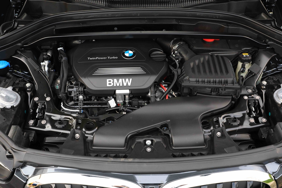 BMW X1 sDrive20d xLine MY2020 บีเอ็มดับเบิลยู เอ็กซ์1 ปี 2020 : ภาพที่ 9