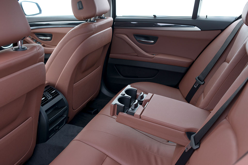 BMW Series 5 520d บีเอ็มดับเบิลยู ซีรีส์5 ปี 2014 : ภาพที่ 10