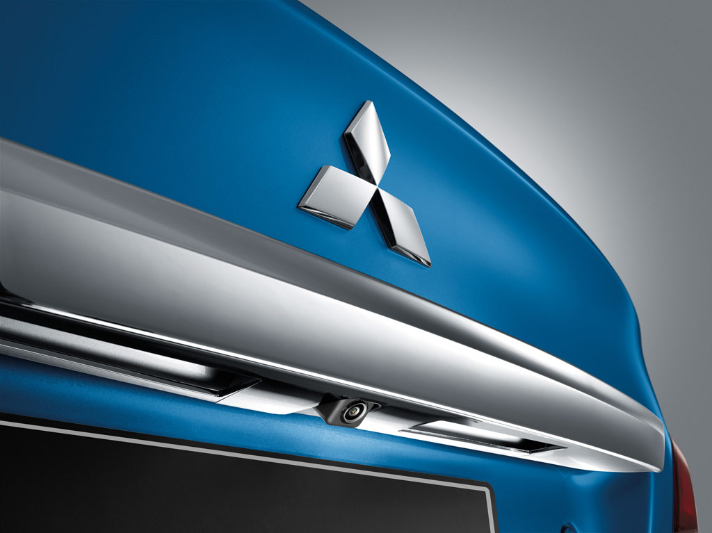 Mitsubishi Attrage GLS Ltd. CVT มิตซูบิชิ แอททราจ ปี 2013 : ภาพที่ 6