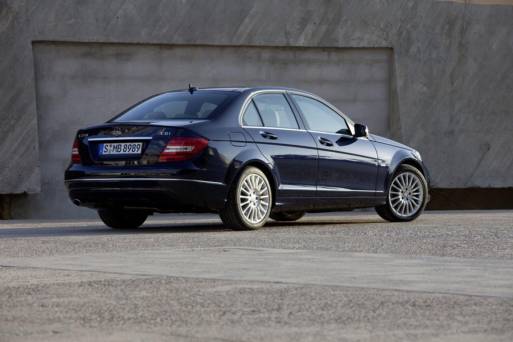 Mercedes-benz C-Class C250 AMG Plus เมอร์เซเดส-เบนซ์ ซี-คลาส ปี 2013 : ภาพที่ 4
