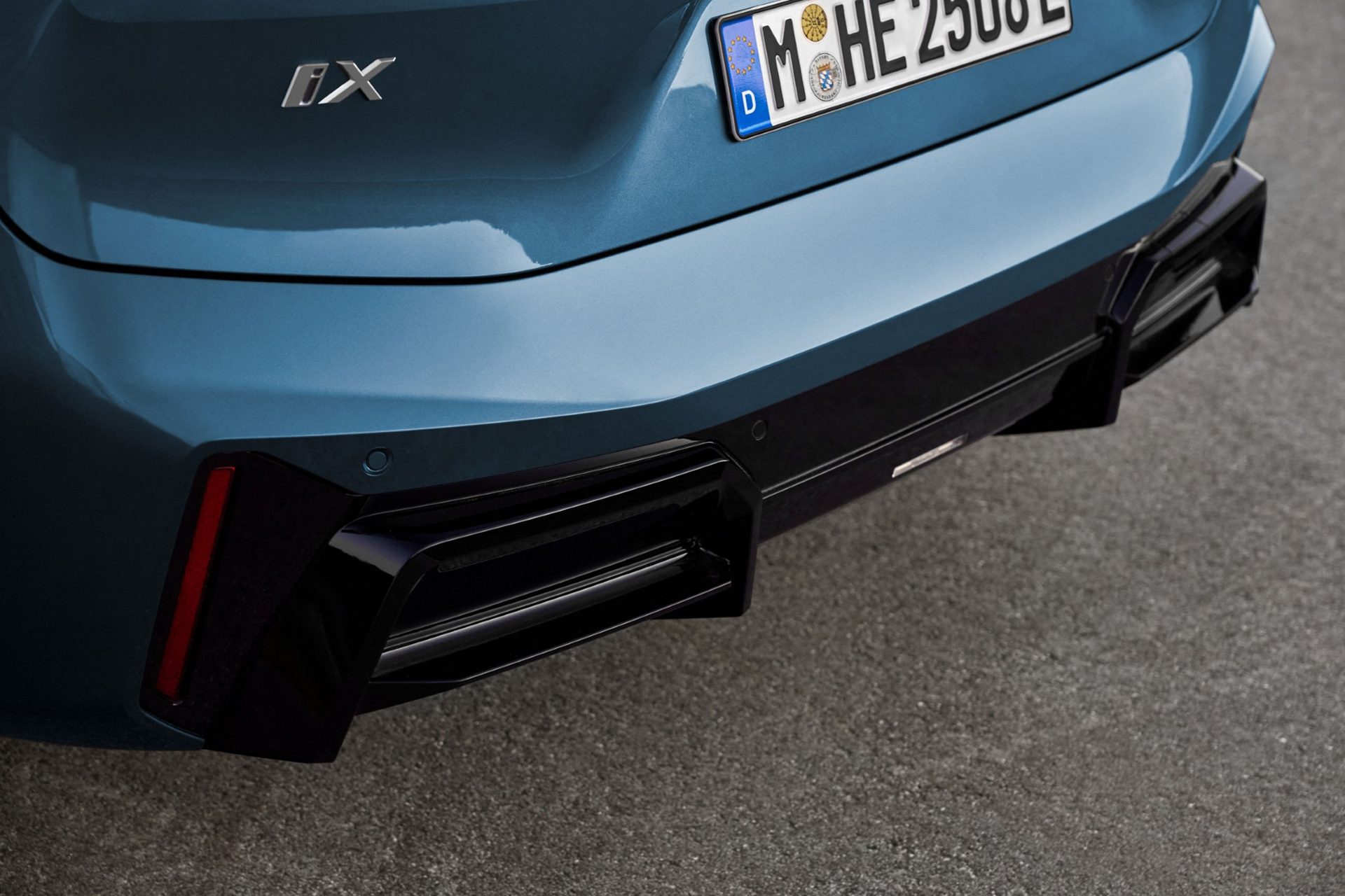 BMW i iX xDrive45 M Sport บีเอ็มดับเบิลยู ปี 2025 : ภาพที่ 5