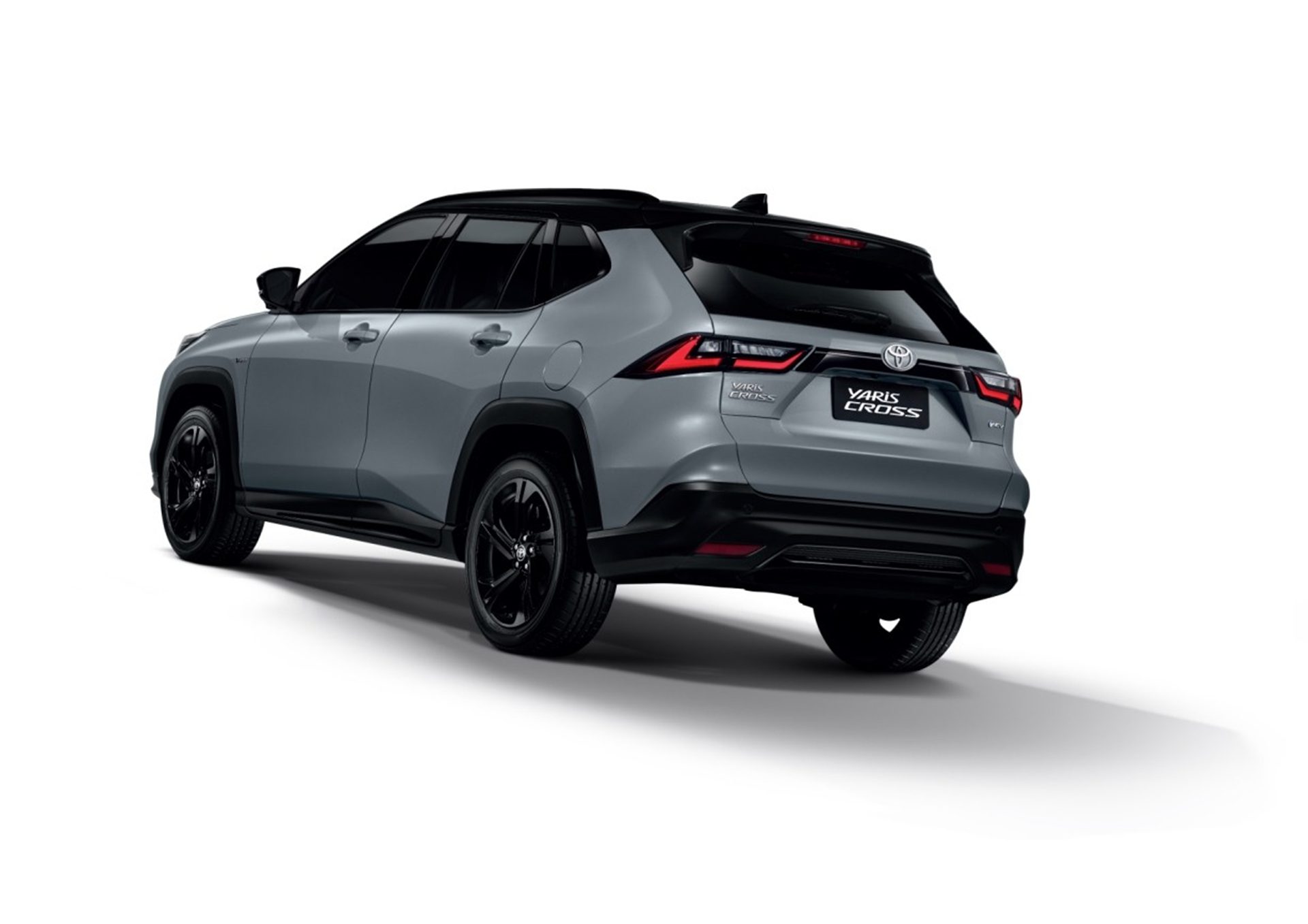 Toyota Yaris Cross HEV NIGHTSHADE โตโยต้า ปี 2025 : ภาพที่ 2