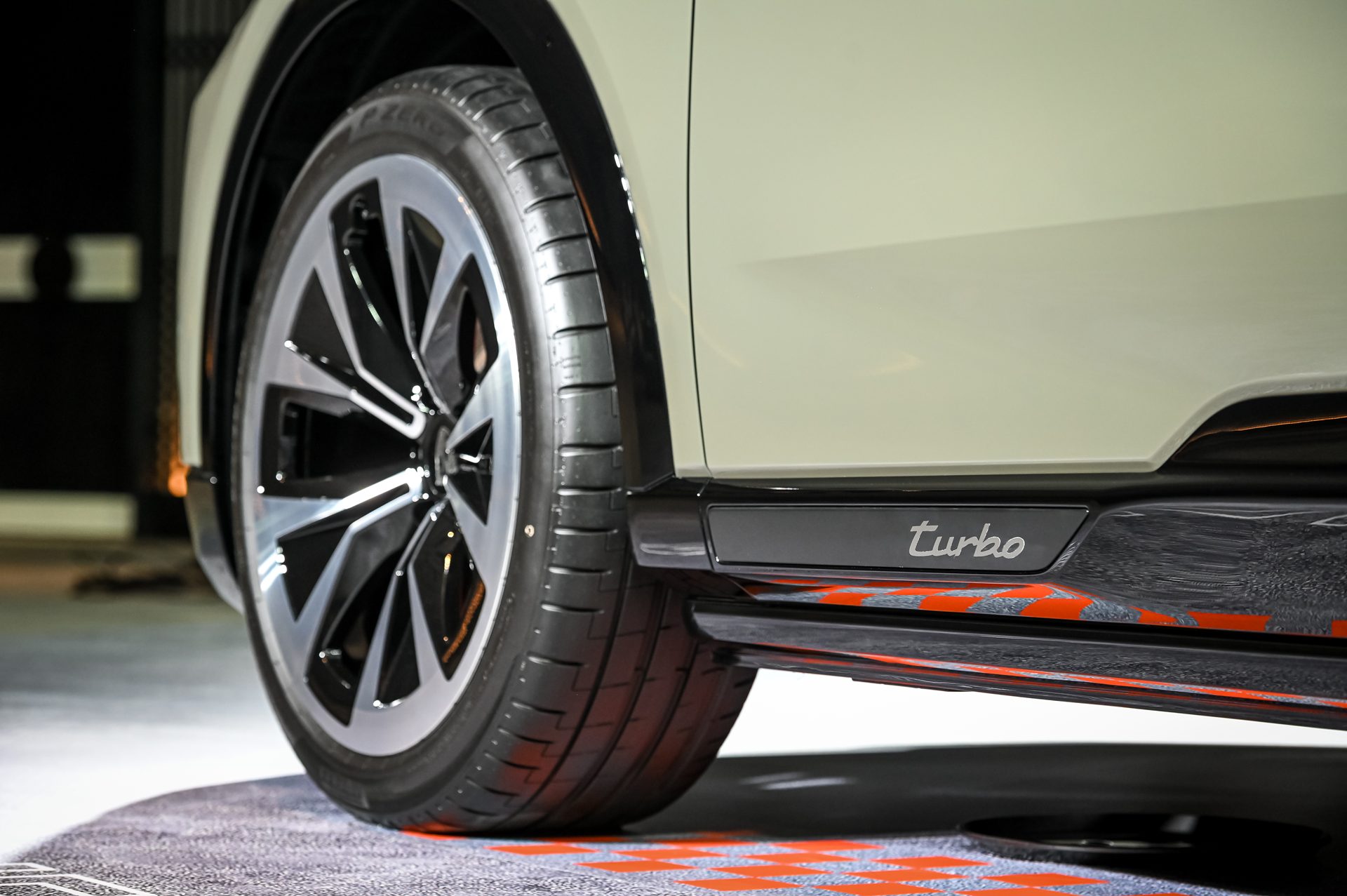 Porsche Cayenne Electric ปอร์เช่ คาเยน ปี 2026 : ภาพที่ 6