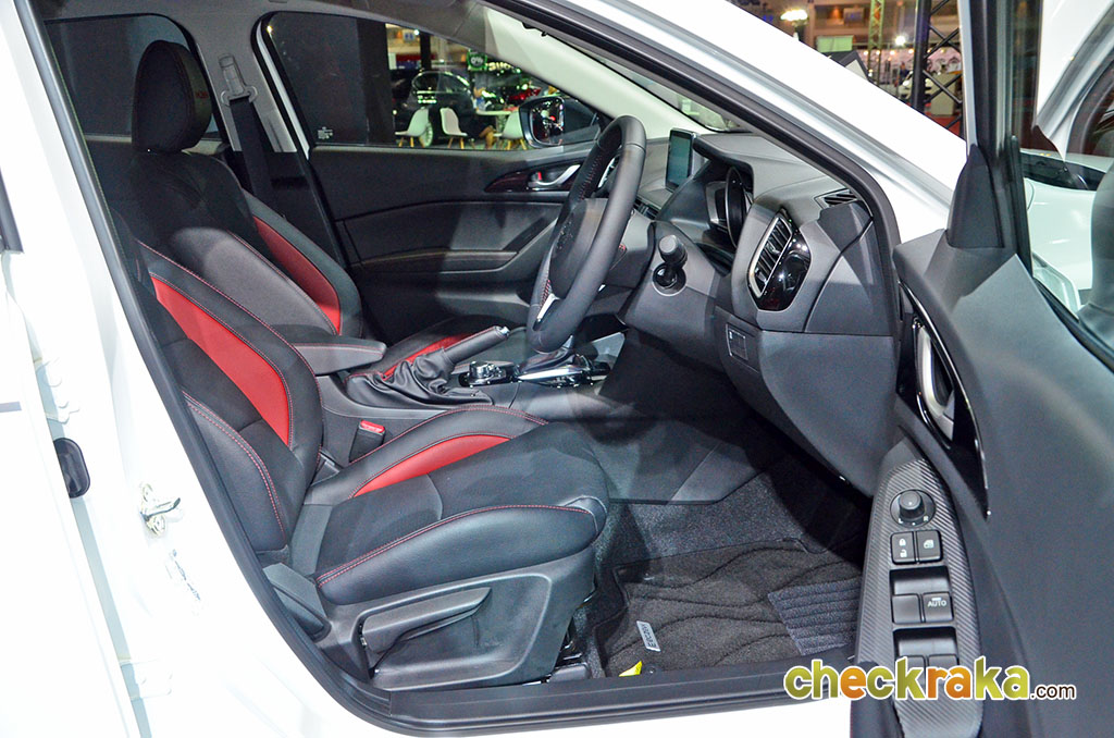 Mazda 3 2.0 Sports Racing Series มาสด้า ปี 2015 : ภาพที่ 16