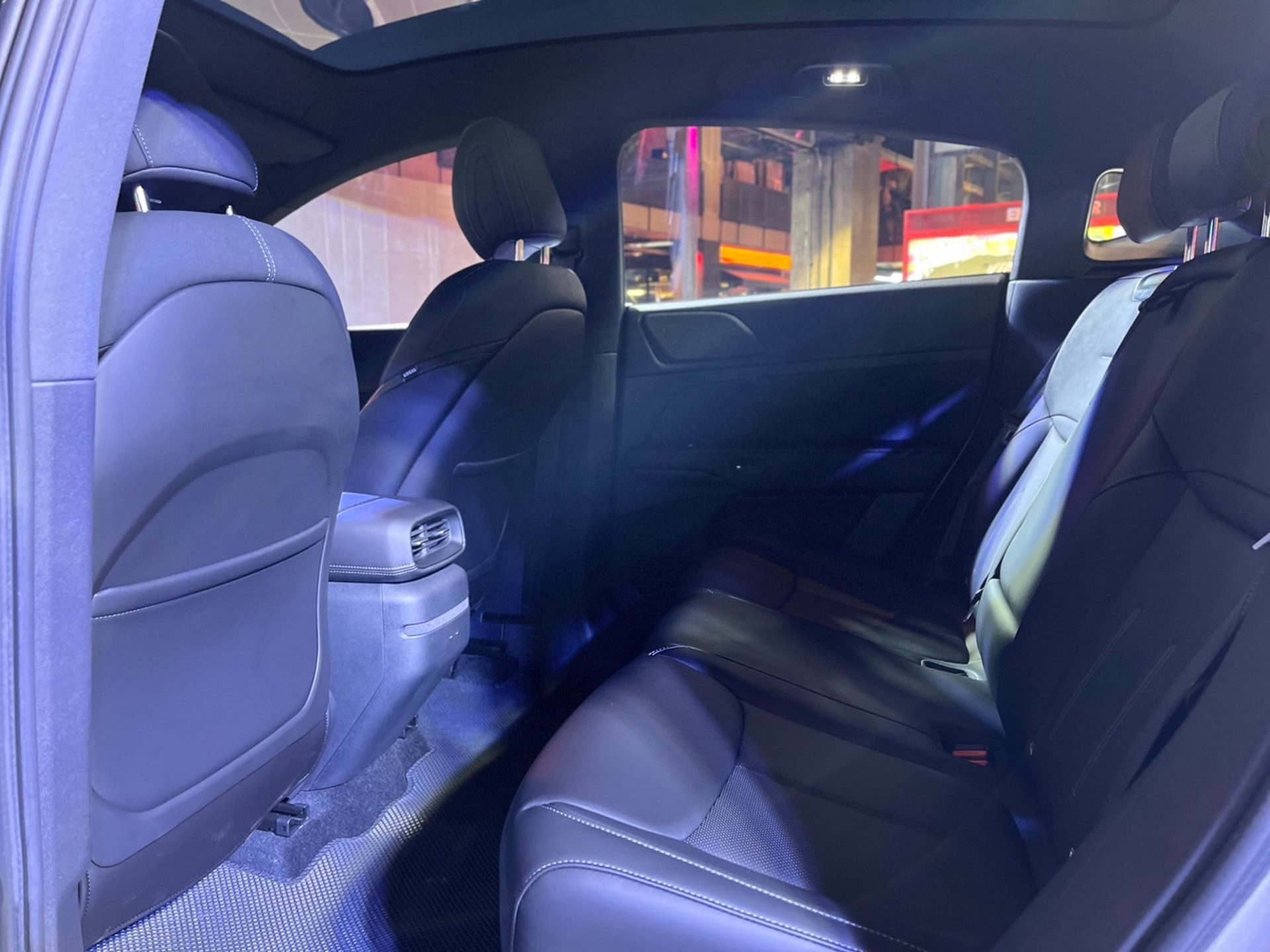 Xpeng G6 Standard Range เอ็กซ์เผิง ปี 2024 : ภาพที่ 13