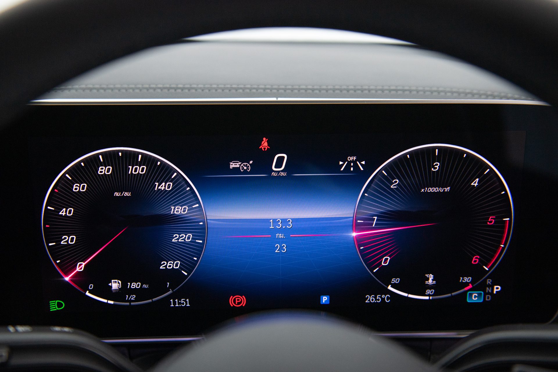 Mercedes-benz V-Class V 300 d Exclusive เมอร์เซเดส-เบนซ์ วี-คลาส ปี 2024 : ภาพที่ 11