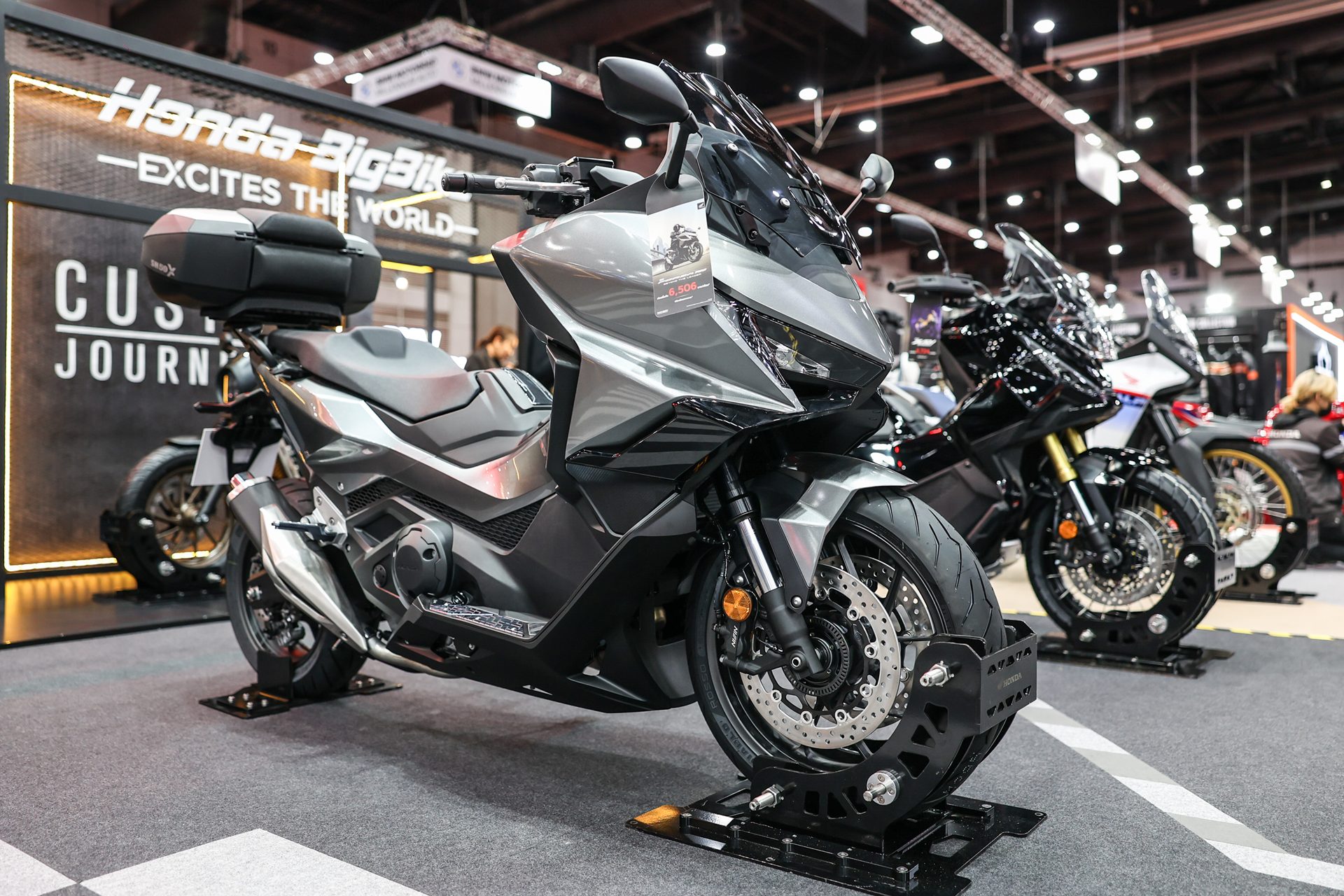 Honda Forza 750 Custom Special Edition ฮอนด้า ปี 2025 : ภาพที่ 1