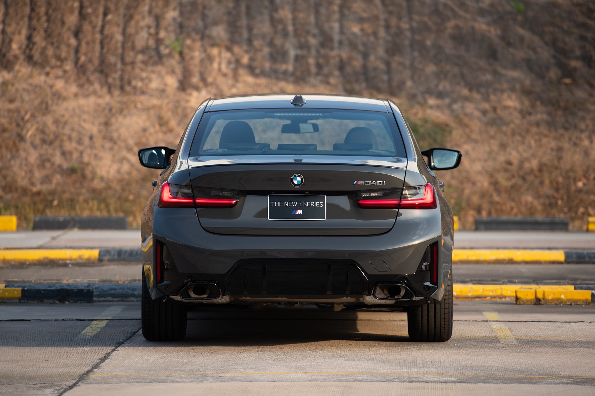 BMW Series 3 M340i xDrive บีเอ็มดับเบิลยู ซีรีส์3 ปี 2025 : ภาพที่ 4