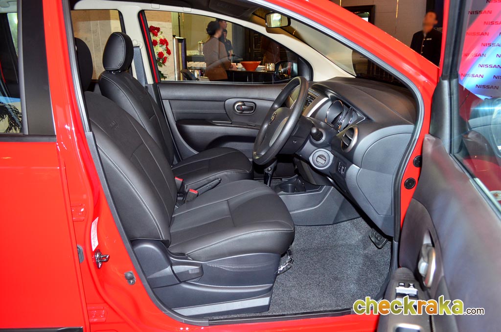 Nissan Livina 1.6 V CVT นิสสัน ลิวิน่า ปี 2014 : ภาพที่ 14