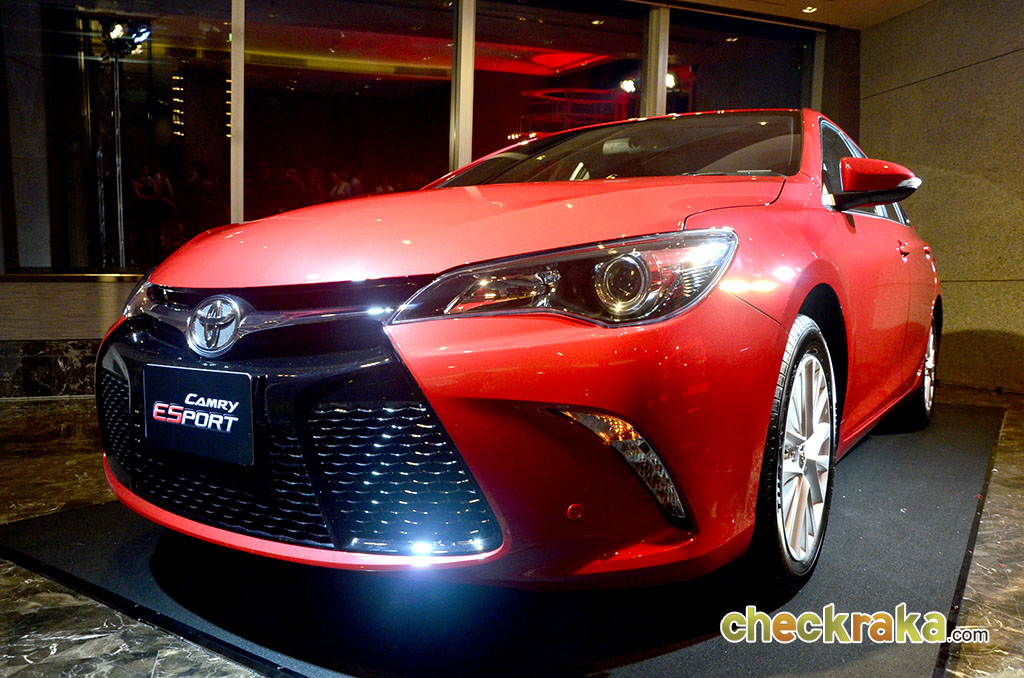Toyota Camry 2.5 G ESport โตโยต้า คัมรี่ ปี 2015 : ภาพที่ 13