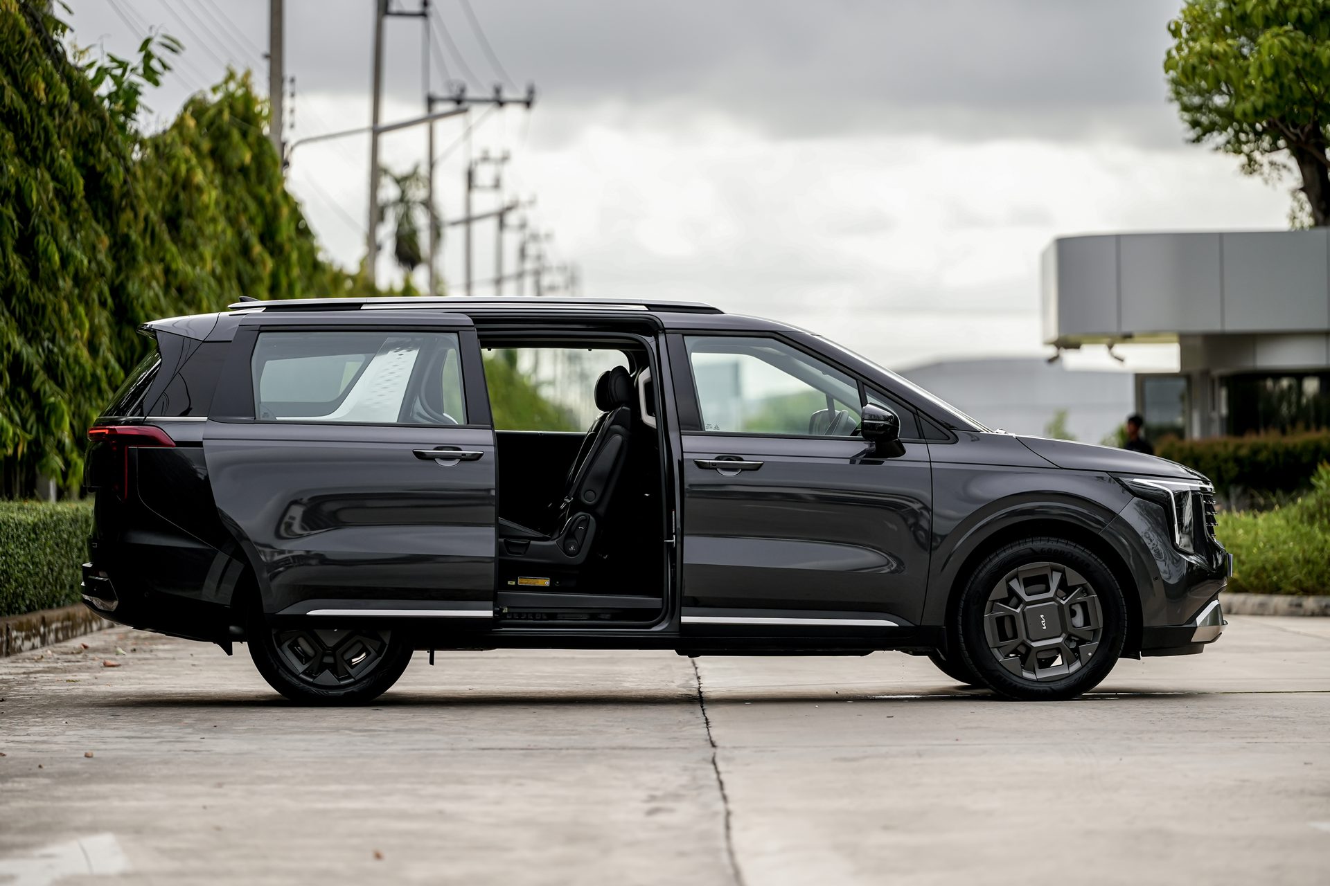 KIA Carnival HEV 7-seat Premium เกีย คาร์นิวัล ปี 2025 : ภาพที่ 6